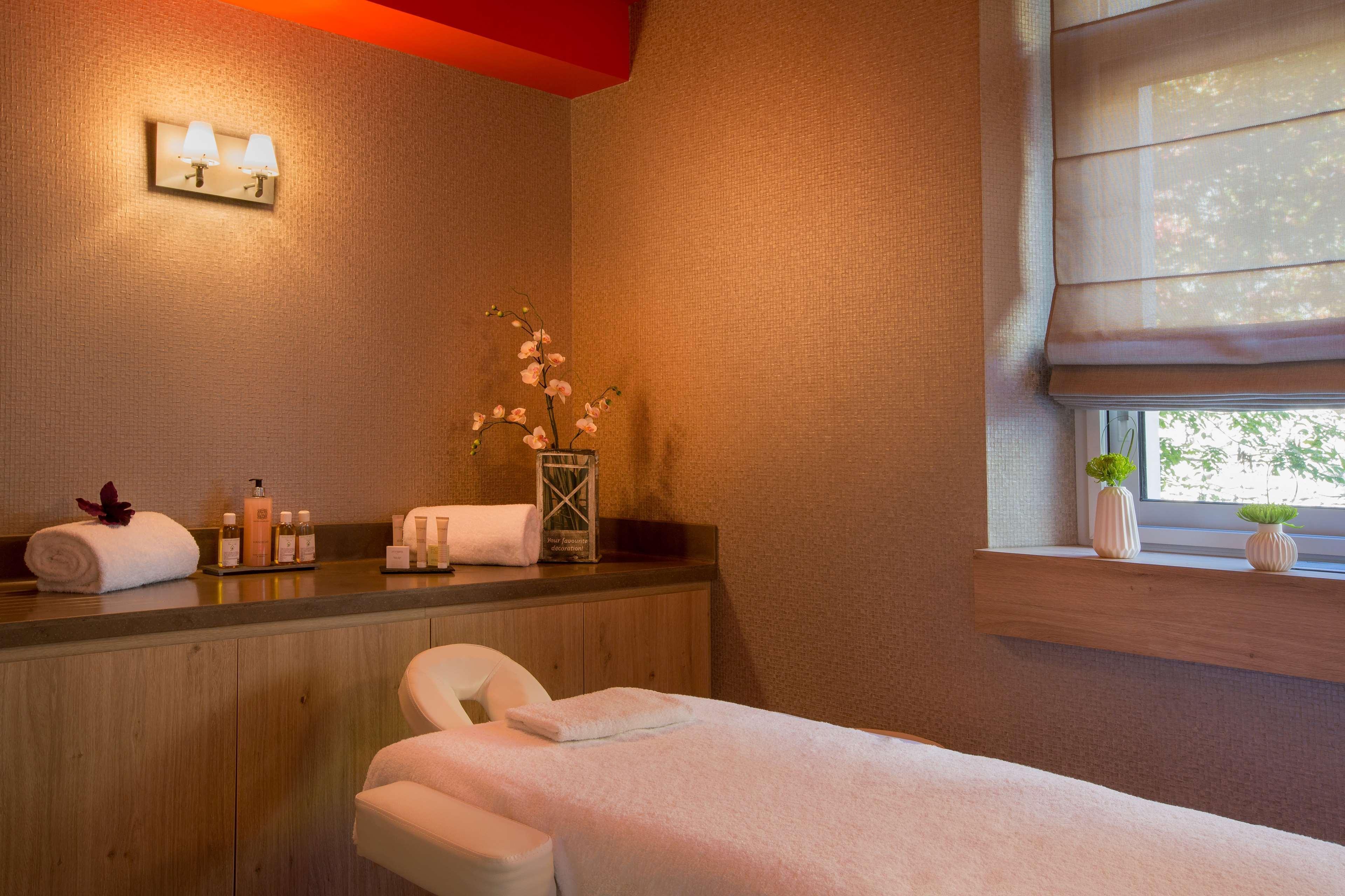 Hotel Le Rive Droite & Spa Lourdes Ngoại thất bức ảnh